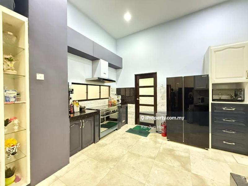 Bungalow House for Sale in Country Heights, Kajang by Kar Jun Hei - iProperty.com.my