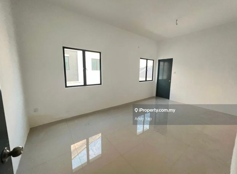 Semi-Detached House for Sale in Taman Scientex Rawang, Rawang by Andy Yap - iProperty.com.my