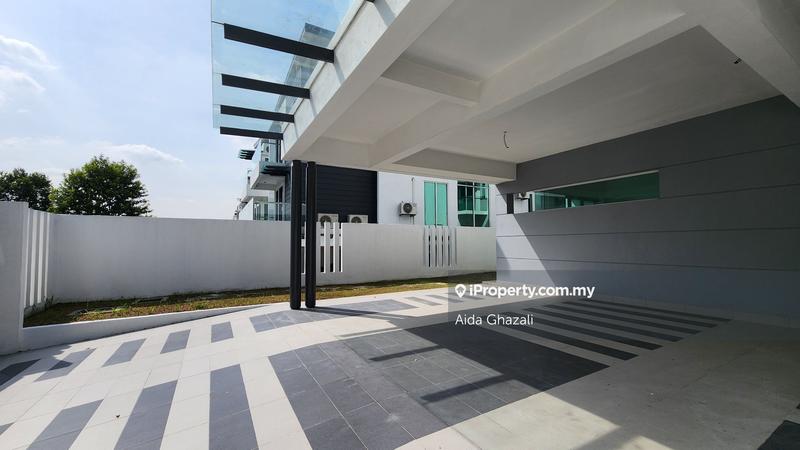 Semi-Detached House for Sale in Damansara Damai, Petaling Jaya by Aida Ghazali - iProperty.com.my