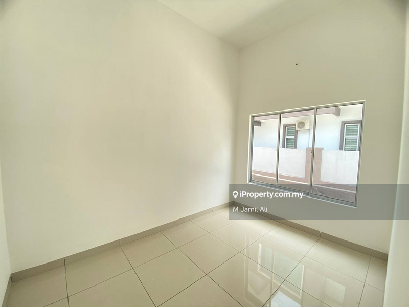 1-storey Terraced House for Sale in Taman Desa Cemerlang, Batu Pahat by M Jamil Ali - iProperty.com.my