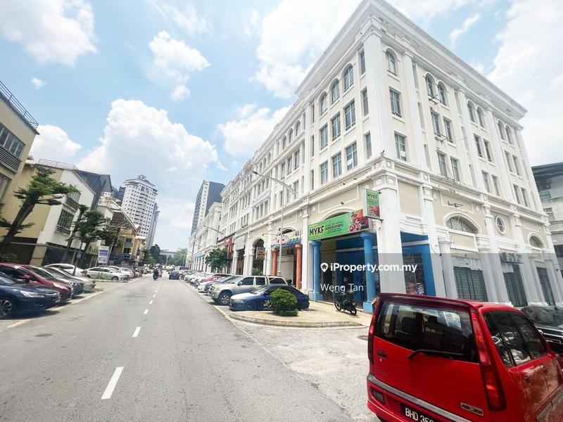 Kedai untuk Dijual di Taman Putra Damai, Ara Damansara oleh Weng Tan - iProperty.com.my