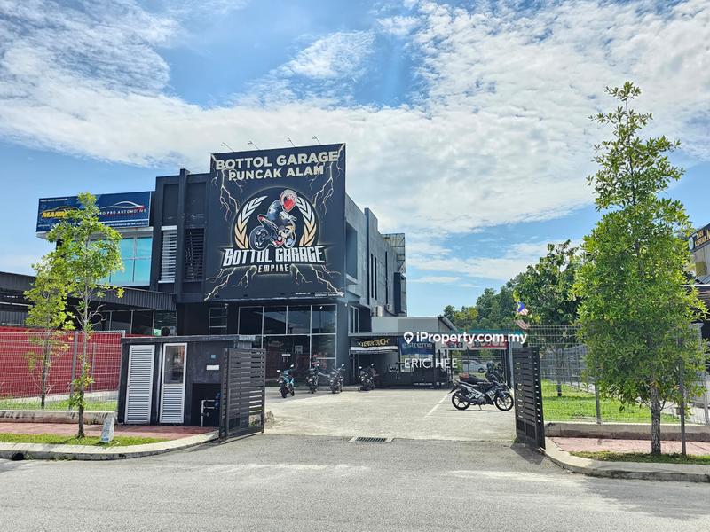 For Rent - PP5 Hillpark Avenue Semi D Shoplot to Rent