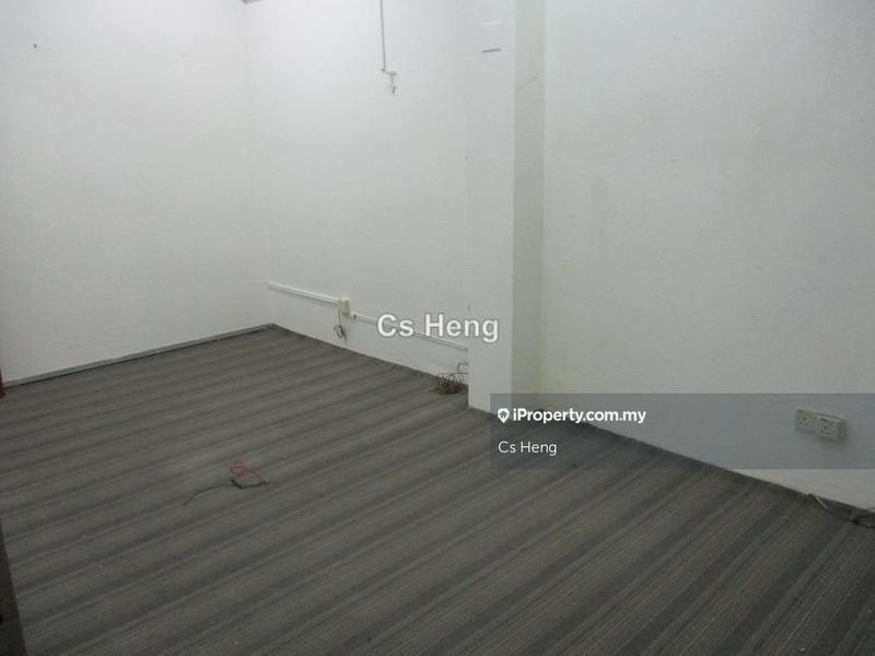 Office for Sale in Taman Sri Batu Caves, Batu Caves by Cs Heng - iProperty.com.my