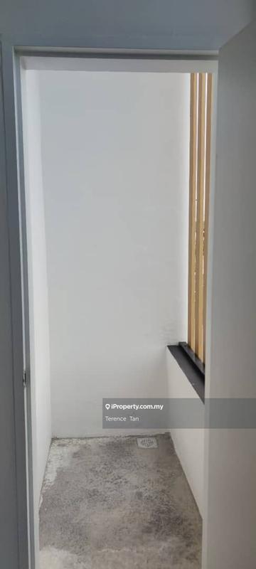 Shop-Office for Rent in Taman Bukit Kaze, Ulu Tiram by Terence Tan - iProperty.com.my