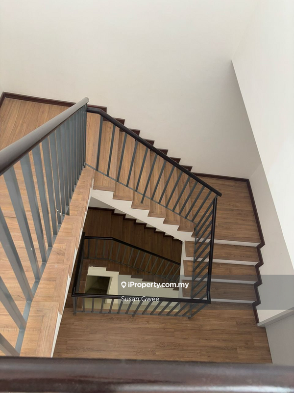 3-storey Terraced House for Sale in 402a6, Telok Panglima Garang by Susan Gwee - iProperty.com.my
