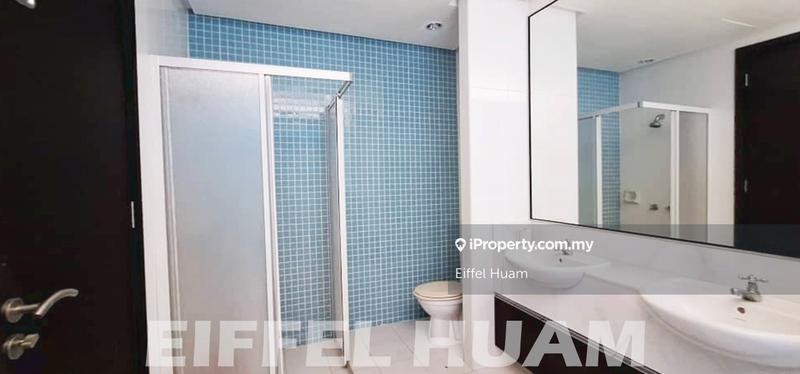 2.5-storey Terraced House for Sale in E&O 2.5 STOREY ARIZA COURTYARD TERRACE, Tanjung Tokong by Eiffel Huam - iProperty.com.my