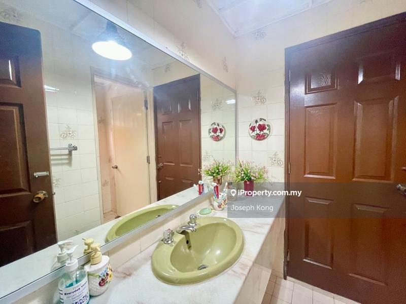 Bungalow House for Sale in jalan athinahapan, Taman Tun Dr Ismail by Joseph Kong - iProperty.com.my