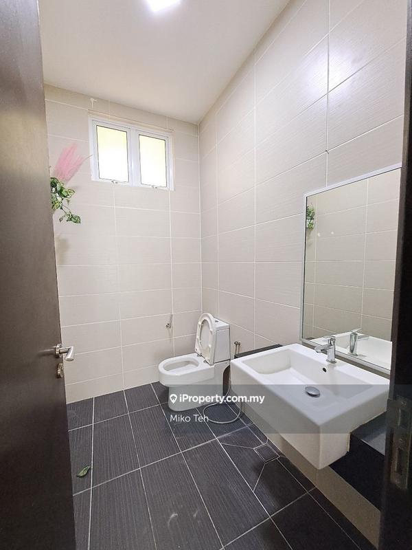 Banglo untuk Dijual di Taman Equine, Seri Kembangan oleh Miko Teh - iProperty.com.my