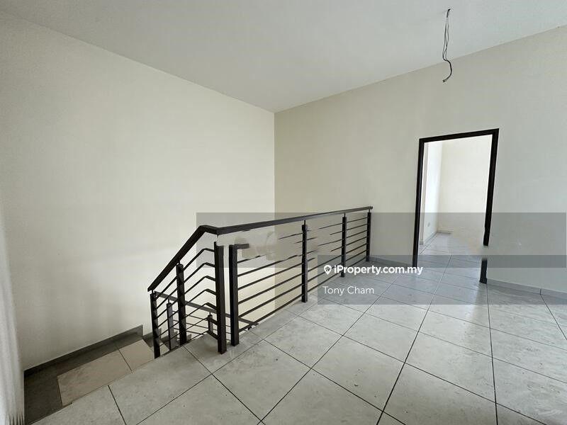 Semi-Detached House for Sale in Taman Saujana Klang, Taman Sungai Jati Klang, Klang by Tony Cham - iProperty.com.my