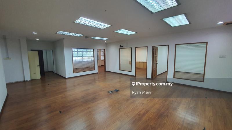 Kilang Berkembar untuk Disewa di Taman Industri Puchong, Puchong oleh Ryan Mew - iProperty.com.my