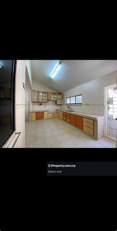 Rumah Berangkai 2 Tingkat untuk Dijual di Taman Cheng Baru, Cheng oleh Edwin Koh - iProperty.com.my