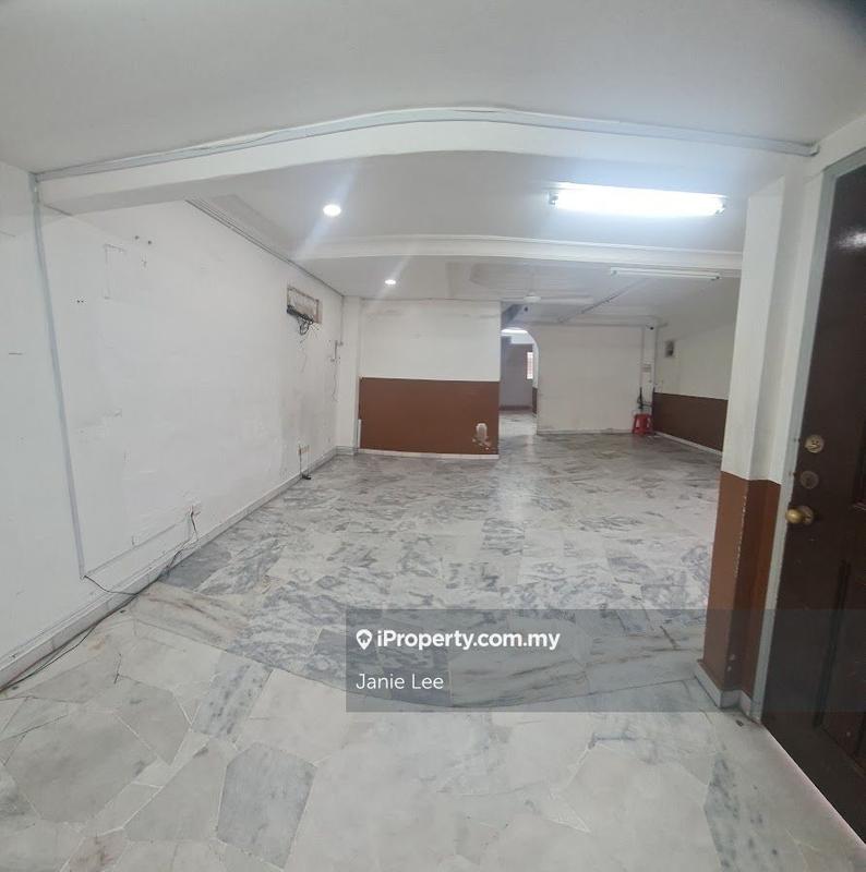 Batu Belah Meru Klang Corner 2 Storey House