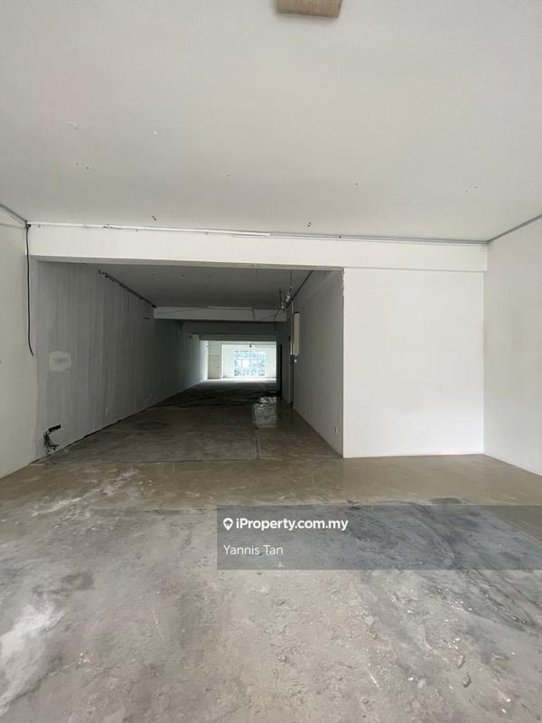 For Rent - Jalan Radin Bagus Mainroad First Floor