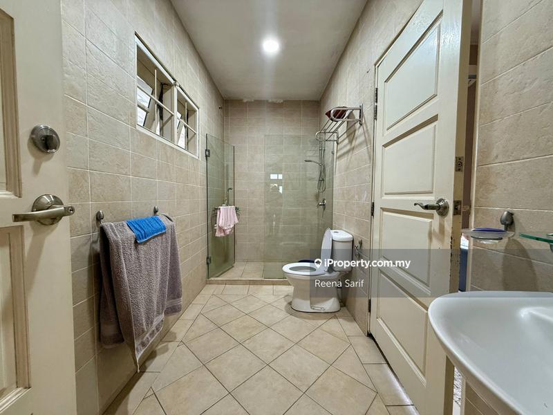 Bungalow House for Sale in Seksyen 8, Petaling Jaya by Reena Sarif - iProperty.com.my