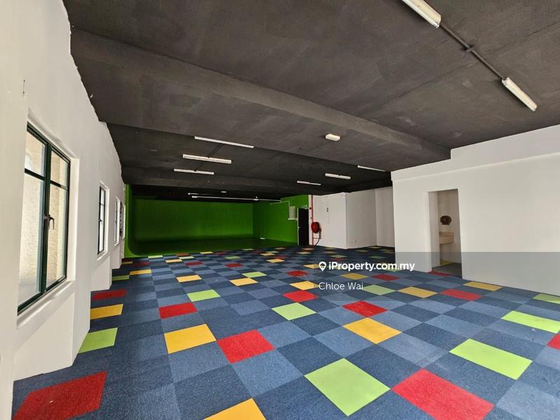 For Rent - End Lot Office @ Fraser Business Park Bigger Size KL City 39x66
