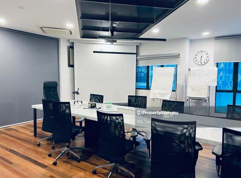 Kedai untuk Dijual di U8, Taman Bukit Jelutong, Shah Alam oleh Vic Tan - iProperty.com.my