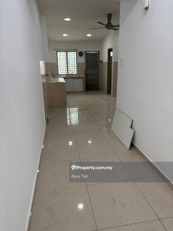 Rumah Berangkai 2 Tingkat untuk Dijual di Kampung Gombak Indah, Batu Caves oleh Alice Tan - iProperty.com.my