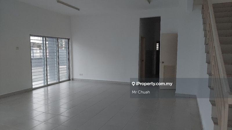 Rumah Teres 2-Tingkat untuk Disewa di Taman Dato Demang, Seri Kembangan oleh Mr Chuah - iProperty.com.my