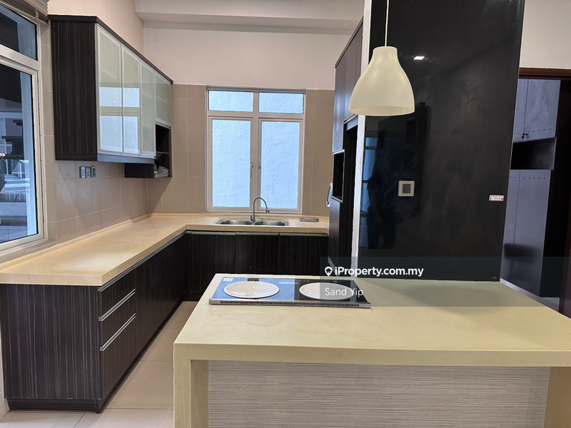 For Sale - Amaya Saujana