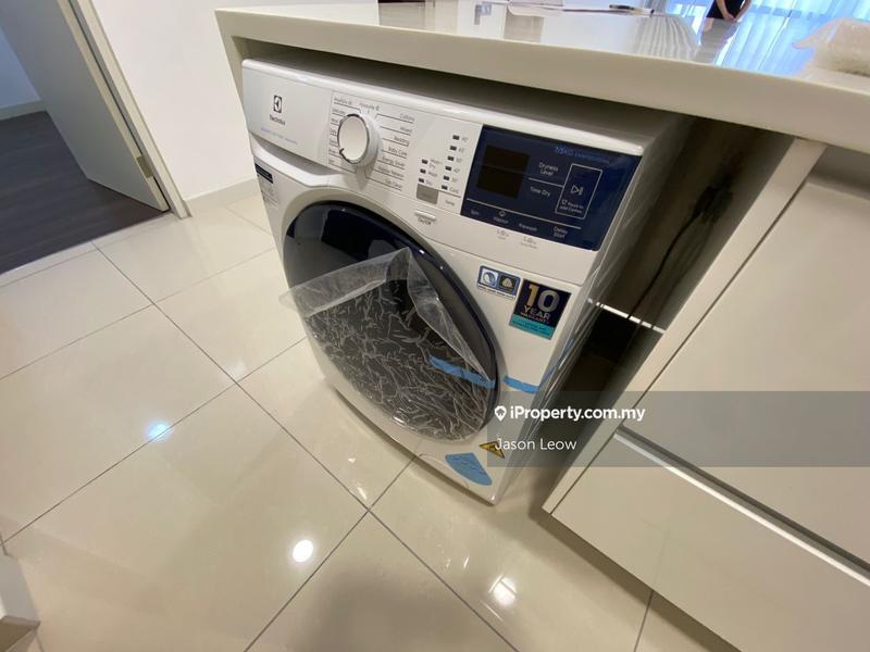 Service Residence for Sale in The Park Sky Residence by Jason Leow - iProperty.com.my