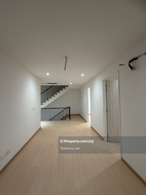Rumah Berkembar untuk Dijual di Taman Ikhlas, Bandar Sungai Long oleh Teammy Lee - iProperty.com.my