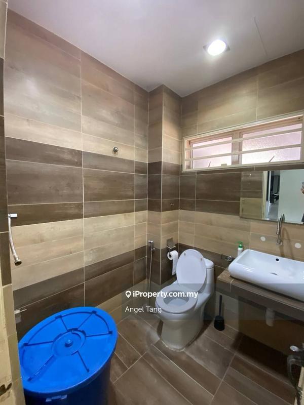 Rumah Berkembar untuk Dijual di SS2, Petaling Jaya oleh Angel Tang - iProperty.com.my