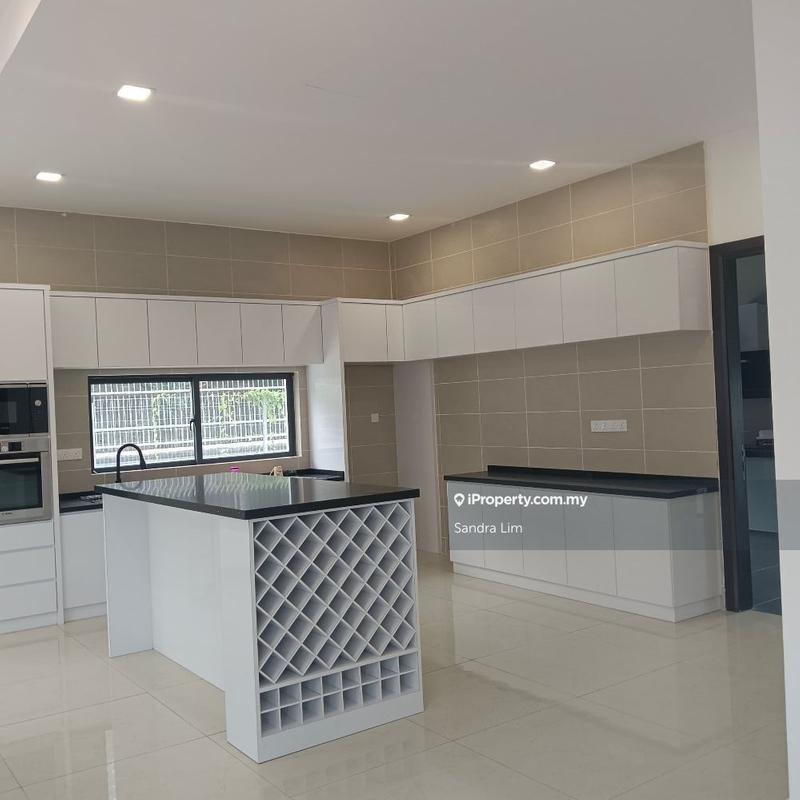 Bungalow House for Sale in Subang Heights, Subang Jaya by Sandra Lim - iProperty.com.my