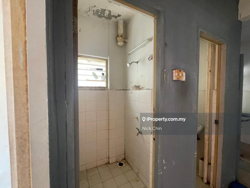 Apartment for Sale in Puchong Utama Court 2 by Nick Chin - iProperty.com.my