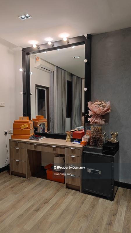 Service Residence for Sale in Service Residence @ Landmark Residence 2 by Huading Tan - iProperty.com.my