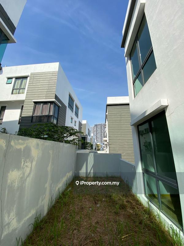 Semi-Detached House for Sale in Desa Petaling, Kuala Lumpur by Sean Liew - iProperty.com.my
