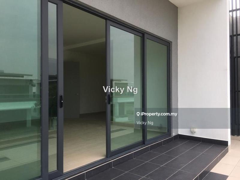 Semi-Detached House for Sale in Puchong, Selangor by Vicky Ng - iProperty.com.my