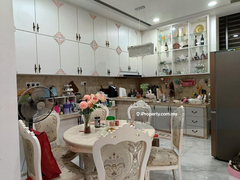 Condominium for Sale in The Golden Triangle Condominium by HL Lim - iProperty.com.my