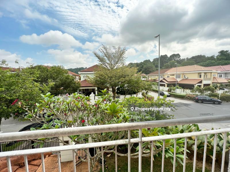 Bungalow House untuk Dijual di D'Villa Seksyen 11, Kota Damansara oleh Esther Lim - iProperty.com.my