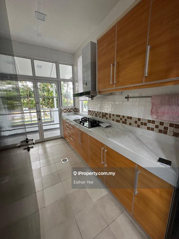 Rumah Berangkai 2.5 Tingkat untuk Dijual di Valencia, Sungai Buloh oleh Esther Yee - iProperty.com.my