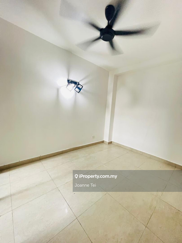 Rumah Teres 3-Tingkat untuk Dijual di Cyberjaya, Selangor oleh Joanne Tei - iProperty.com.my