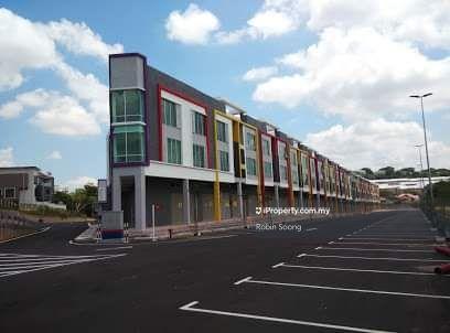 For Sale - Pusat Perniagaan Putra Sentosa