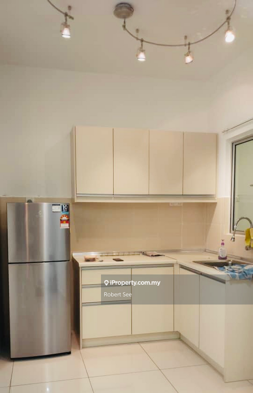Service Residence for Sale in Maxim Residences by Robert See - iProperty.com.my