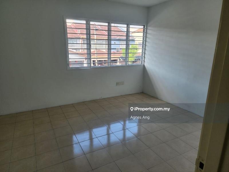 2-storey Terraced House untuk Disewa di Taman Bayu Perdana, Klang oleh Agnes Ang - iProperty.com.my