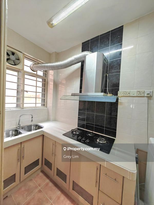 For Sale - Paradesa Tropika II