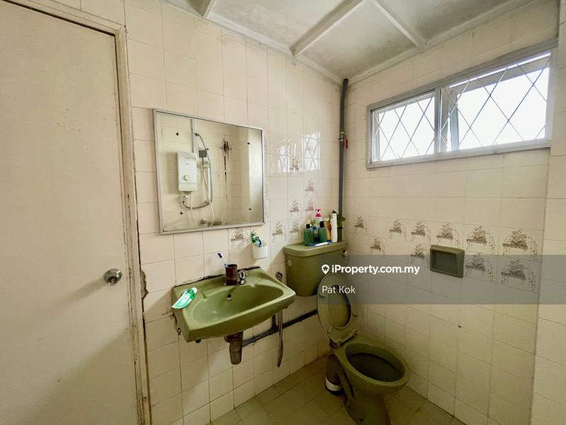 Rumah Berangkai 2 Tingkat untuk Dijual di Taman Tun Dr Ismail, Kuala Lumpur oleh Pat Kok - iProperty.com.my