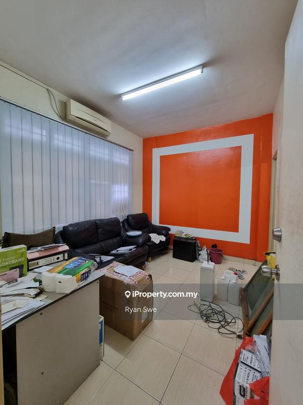 Pejabat untuk Dijual di Taman Pusat Kepong, Kepong oleh Ryan Swe - iProperty.com.my