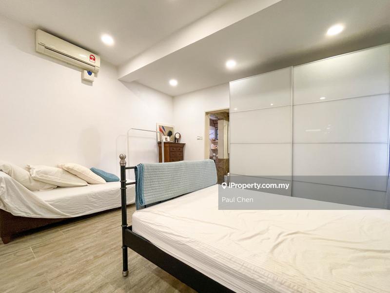 Condominium for Sale in Tuscany by Paul Chen - iProperty.com.my