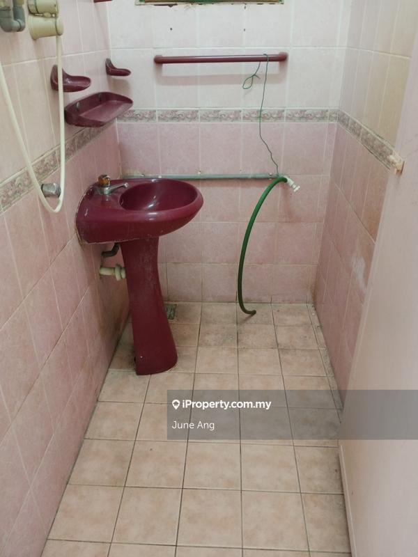 Rumah Flat untuk Dijual di Taman Pandan Jaya oleh June Ang - iProperty.com.my