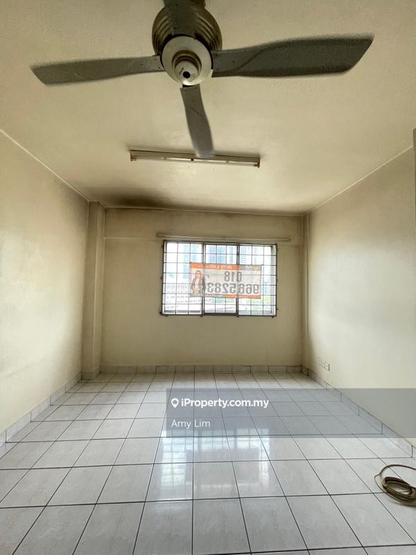 For Sale - Avenue Court