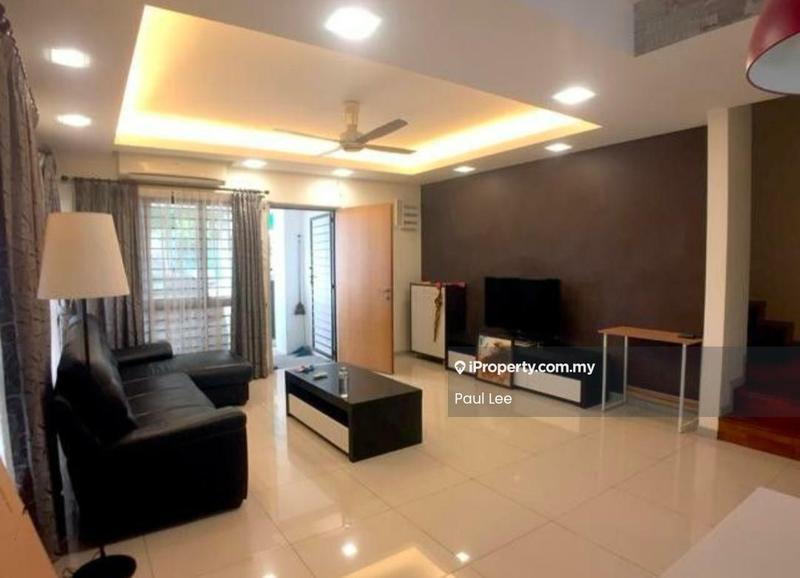 Townhouse for Sale in Bandar Bukit Puchong 2, Puchong by Paul Lee - Living Room - iProperty.com.my