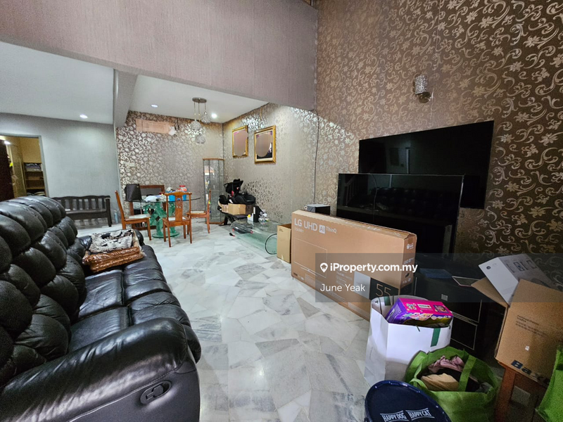 1.5-storey Terraced House for Sale in Subang Jaya, Selangor by June Yeak - iProperty.com.my