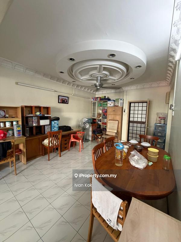 Condominium for Sale in D'aman Crimson by Ivan Kok - Dining Room - iProperty.com.my