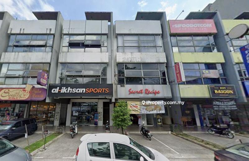 For Sale - The Trillium Lake Fields