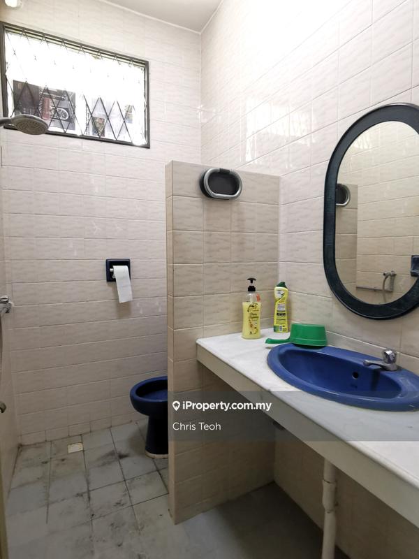 Rumah Berkembar untuk Dijual di Sungai Ara, Bayan Lepas oleh Chris Teoh - iProperty.com.my