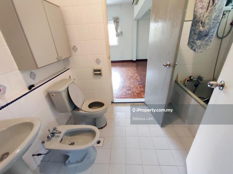 Bungalow House for Sale in Taman Bukit Tiram, Ulu Tiram by Alexius Lim - iProperty.com.my